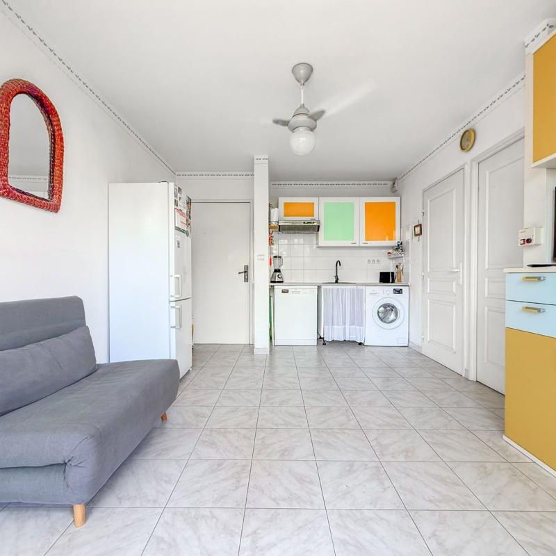 Location Appartement 2 pièces Meublé 28m² ST LAURENT DU VAR 06700 - Photo 1