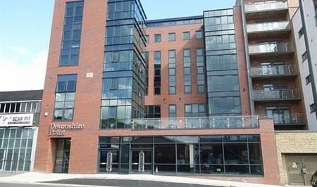 4-Bedroom City Centre Apartment in Sheffield Perfect for Students or Professionals - Photo 4