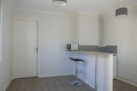 Location Appartement 2 pièces 25m² ST BRIEUC 22000 - Photo 2