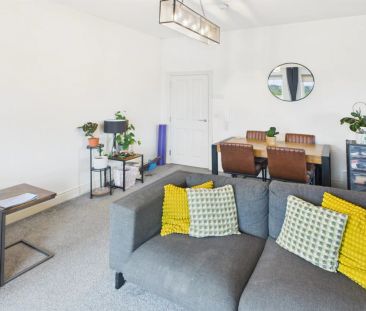 47 Millmount Village Square, Dundonald - Photo 3