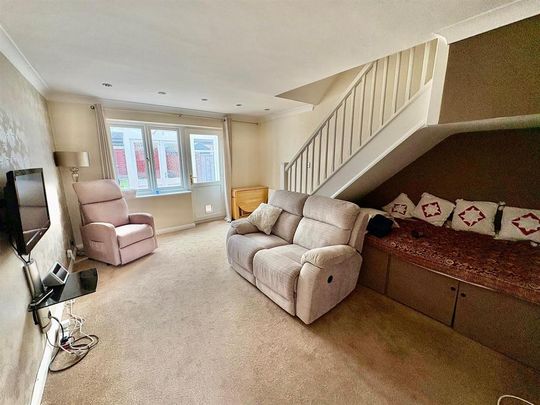 2 bedroom terraced house to rent - Photo 1