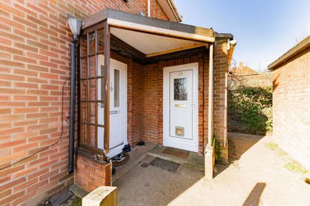 2 bedroom apartment to rent - Photo 4