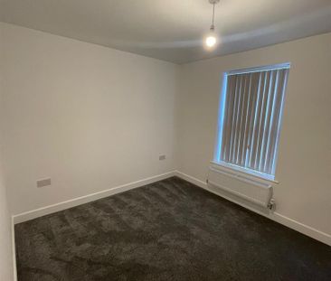 2 bed terraced house to rent in Grange Street, Burnley, BB11 - Photo 5