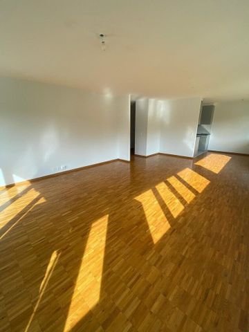 A saisir ! Magnifique appartement au coeur de Sierre ! - Photo 2