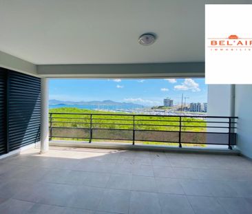 Location Appartement 57.64m² 3 pièces Fort de france - Photo 2