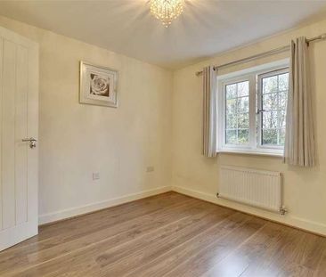 School Lane, Havant, PO9 - Photo 3