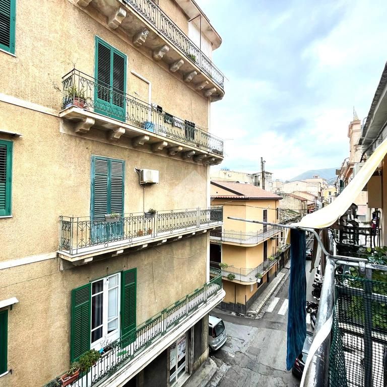 Bilocale in affitto - Photo 1