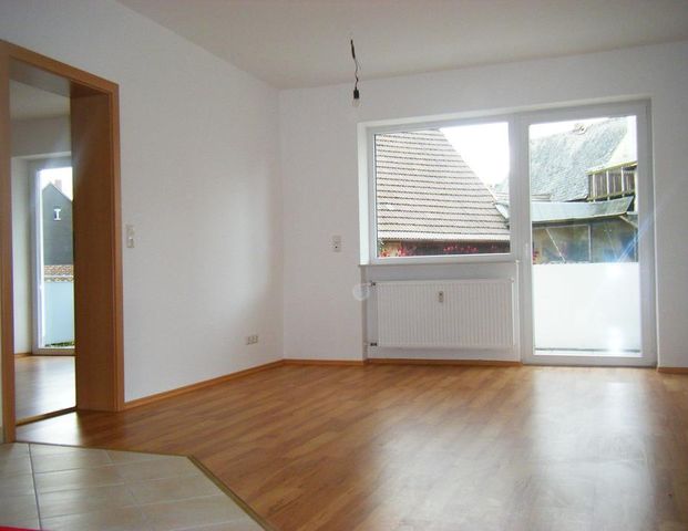 Große Wohnung am Ortsrand, grün und ruhig - Foto 1