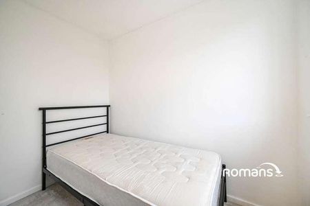 Ullswater, Bracknell, RG12 - Photo 4