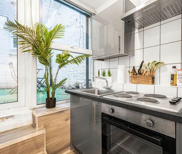 Studio Flat, Edgware Road, W2 - Photo 5