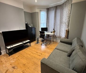 Room in a Shared House, Surrey Quays, SE8 - Photo 4