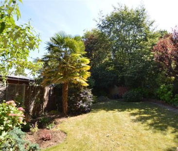 1 bedroom in a house share to rent - Photo 6