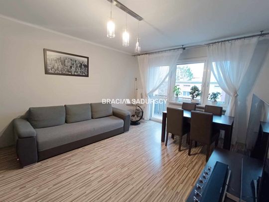 2 POKOJE / 46M2 / OSOBNA KUCHNIA / BALKON - Фото 1