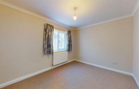 3 bedroom bungalow to rent - Photo 2