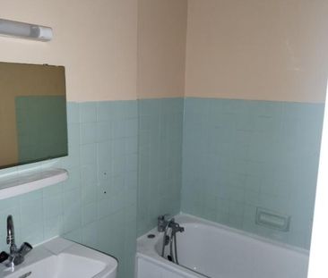 STUDIO MEUBLÉ QUARTIER GARE - Photo 4