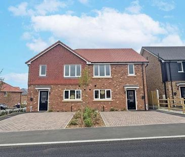The Sherwood, Kingsbury Avenue, Manston, Ramsgate, Kent - Photo 2