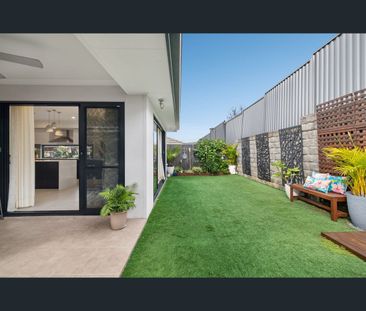 19 Oaklands Circuit, Gregory Hills, NSW 2557 - Photo 6