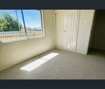 18a Eighth Street, Weston, NSW 2326 - Photo 2