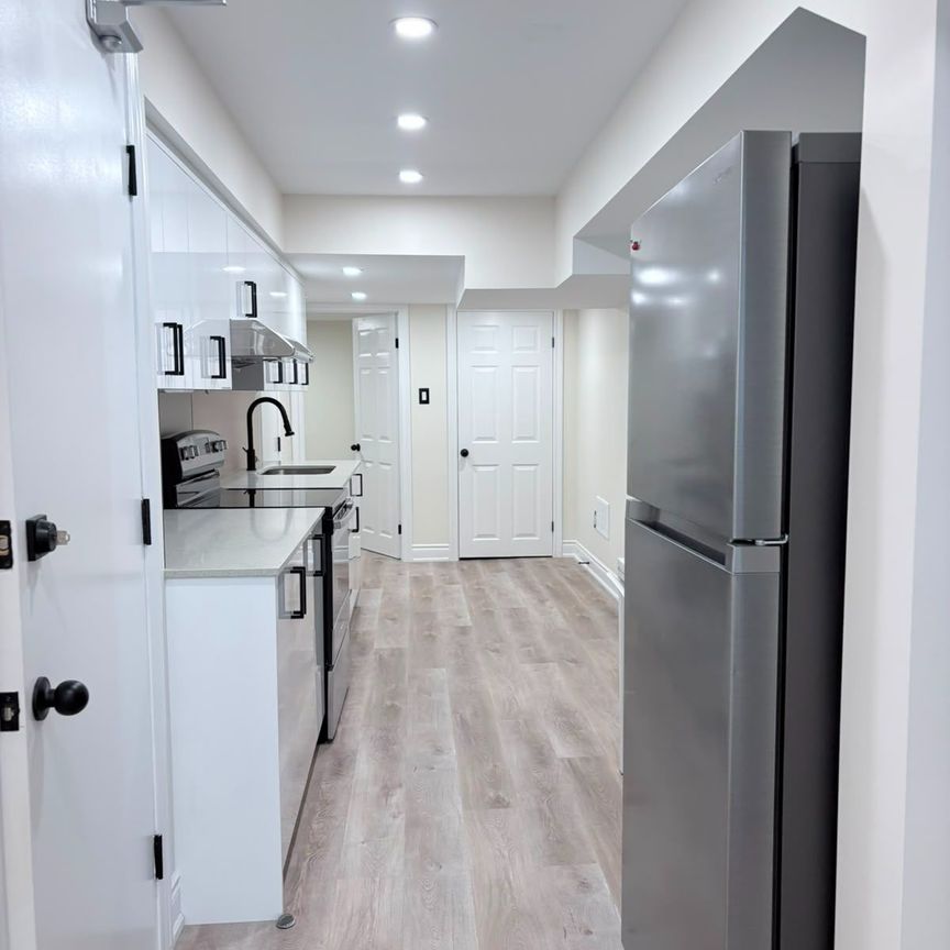 For Lease - 158 Wainscot Avenue Unit# Bsmt, Newmarket, Ontario - Photo 1