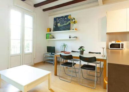 Carrer de Julián Romea, Barcelona, Catalonia 08006 - Photo 2