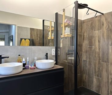 Location Maison 5 pièces 143m² NARBONNE 11100 - Photo 3