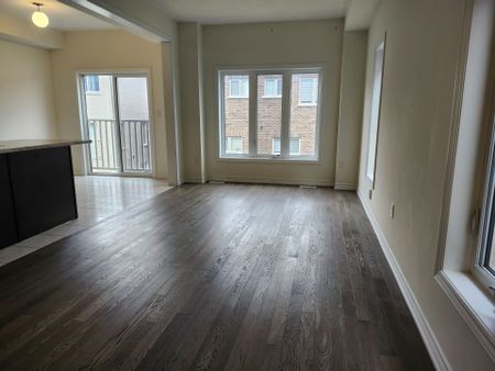 For Lease - 2521 Athena Path, Pickering, Ontario - Photo 2