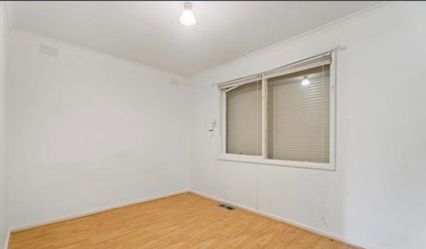 Epping - Photo 1