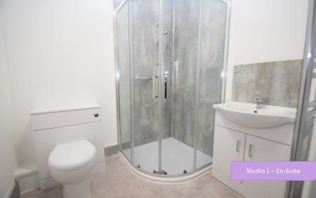 King Street, Newcastle-Under-Lyme, ST5 - Photo 2