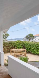 3 Bedrooms Petone - Photo 4