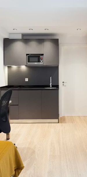 Carrer de Vinaròs, Valencia, Valencian Community 46020 - Photo 1