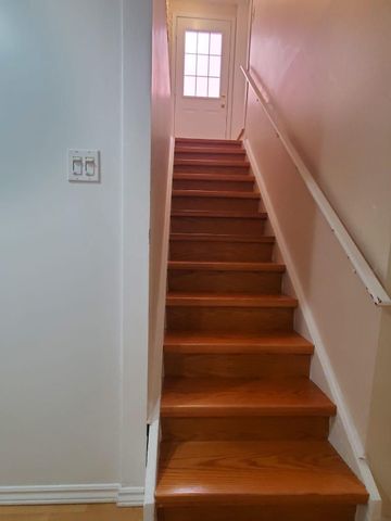 For Lease - 91 Trumpeter Street, Toronto, Ontario - Photo 2