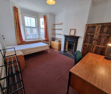 6 Bed Student Accommodation - Photo 1