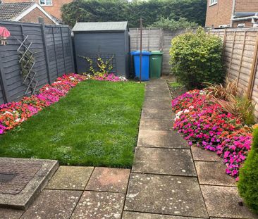 2 bedroom terraced house to rent - Photo 3