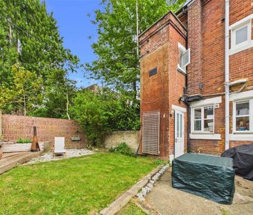 1 bedroom semi-detached house to rent - Photo 6
