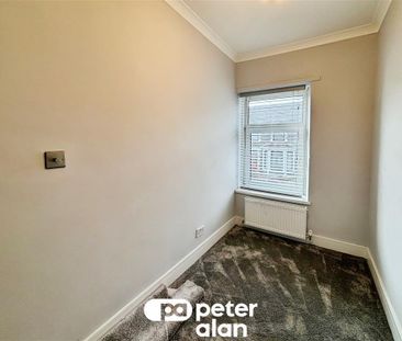 John Street, BARGOED - Photo 5