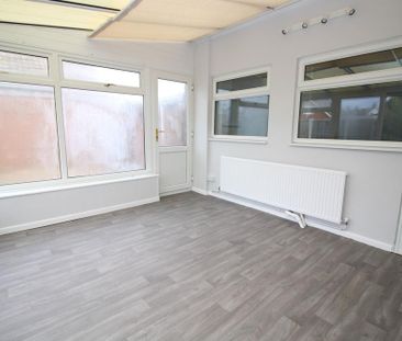 2 bedroom semi-detached house to rent - Photo 5