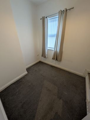 2 Bed Terraced House, Yelverton Road, CH42 - Photo 1