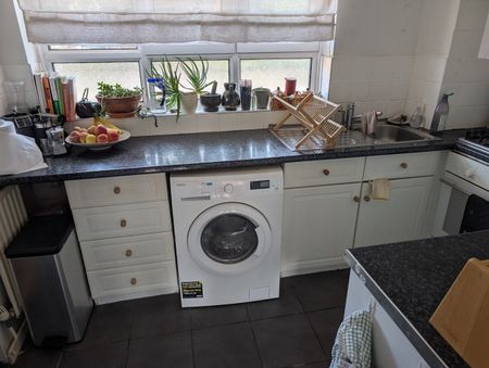 1 Bed Flat, Kender Street, SE14 - Photo 5