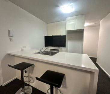 1706/241 City Road - Photo 3