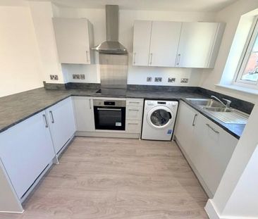 2 bedroom semi-detached house to rent - Photo 4