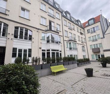 Huis te huur in Brussel voor € 1.300 met 1 slaapkamer - Photo 3