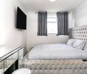 Hillcrest Drive, Bath, BA2 - Photo 1