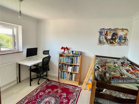 2 bedroom terraced house to rent - Photo 3