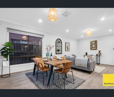 A Signature Lifestyle Awaits: Premium Residence with Private Amenities - Photo 4