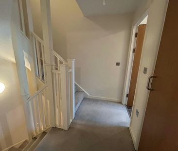 Terraced House to rent on - Photo 1