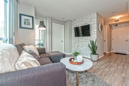 For Lease - 215 Fort York Boulevard Unit# 1411, Toronto, Ontario - Photo 3