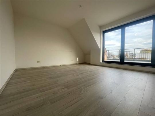 Appartement te huur - Photo 1