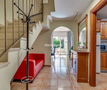 Townhouse in Calahonda - Photo 3