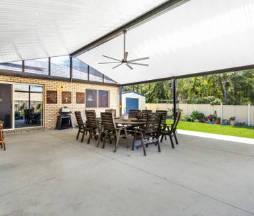 Beautifully Upgraded Family Home With Space, Style & Exceptional Ou... - Photo 3