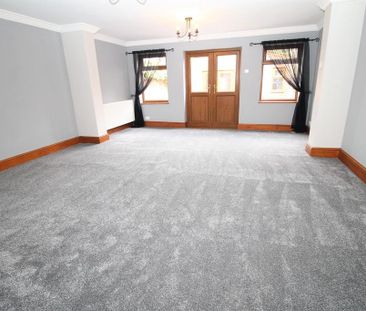 3 bedroom semi-detached house to rent - Photo 4